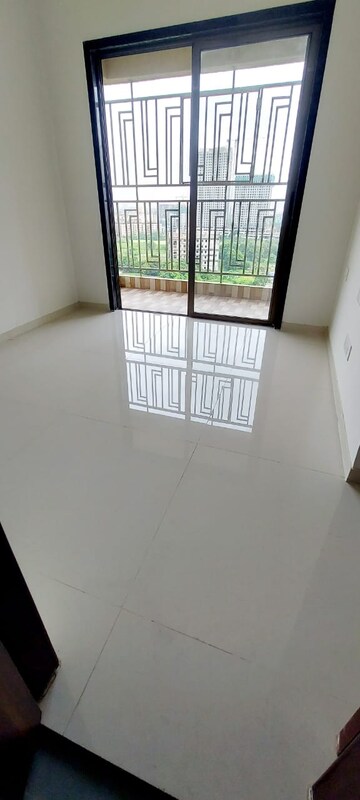 Room in 1 BHK Apartment at Regency Anantam, Dombivli East – for Rent