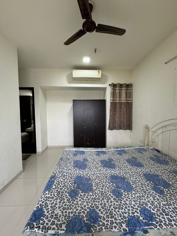 Bedroom, rutu-towers 3 Bedroom 1250 Sq.Ft. Apartment In Ghodbunder Road Thane 7656654