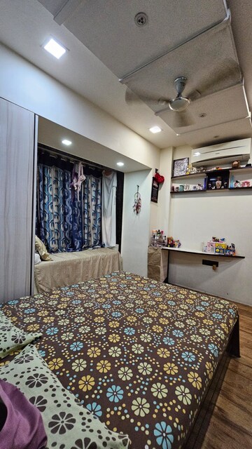 Bedroom in 1 BHK Apartment at Nerul – for Sale