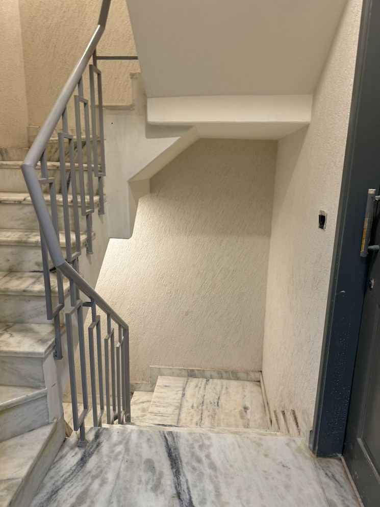 Balcony, lajpat nagar 2 Bedroom 900 Sq.Ft. Builder Floor In Lajpat Nagar Delhi 7657092