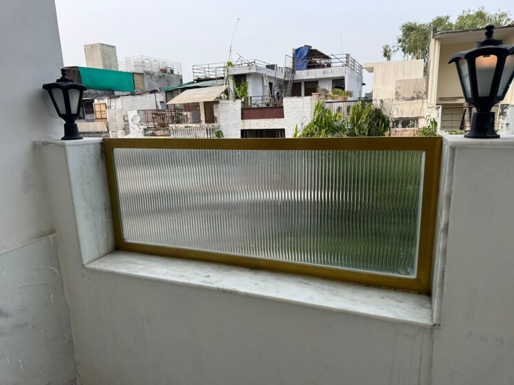 Balcony, lajpat nagar 2 Bedroom 900 Sq.Ft. Builder Floor In Lajpat Nagar Delhi 7657092