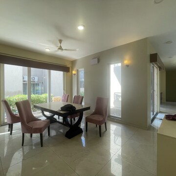 Living Room in 4 BHK Villa at BPTP Amstoria, Sector 102 – for Sale