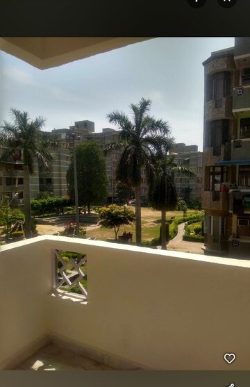 रेसिडेंशियल फ्लैट वर्ग फुट फॉर रेंट इन सेक्टर 7 द्वारका दिल्ली  7657094