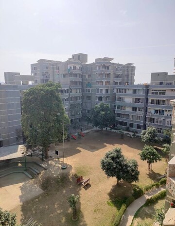 रेसिडेंशियल फ्लैट वर्ग फुट फॉर रेंट इन सेक्टर 7 द्वारका दिल्ली  7657094