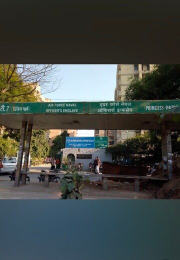 रेसिडेंशियल फ्लैट वर्ग फुट फॉर रेंट इन सेक्टर 7 द्वारका दिल्ली  7657120