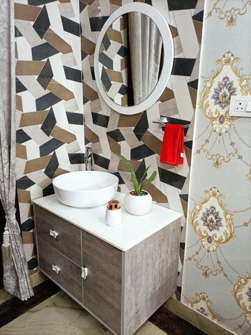Attached Bathroom in 3 BHK Villa at Mansarovar – for Sale