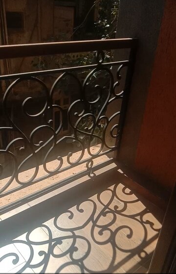 Furnished Amenities in 3 BHK Apartment at Heritage Elegance, Matunga – for Sale