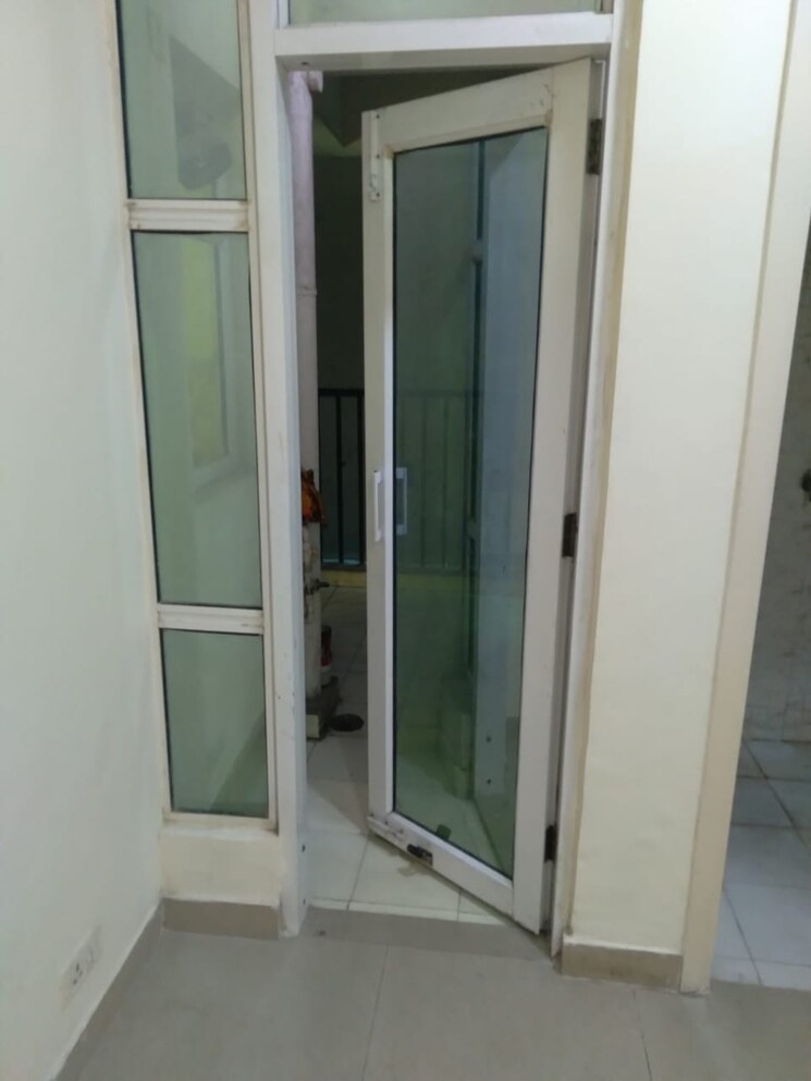 undefined, gaur-city-2-16th-avenue 3 Bedroom 1385 Sq.Ft. Apartment In Sector 16c Greater Noida Greater Noida 7657672