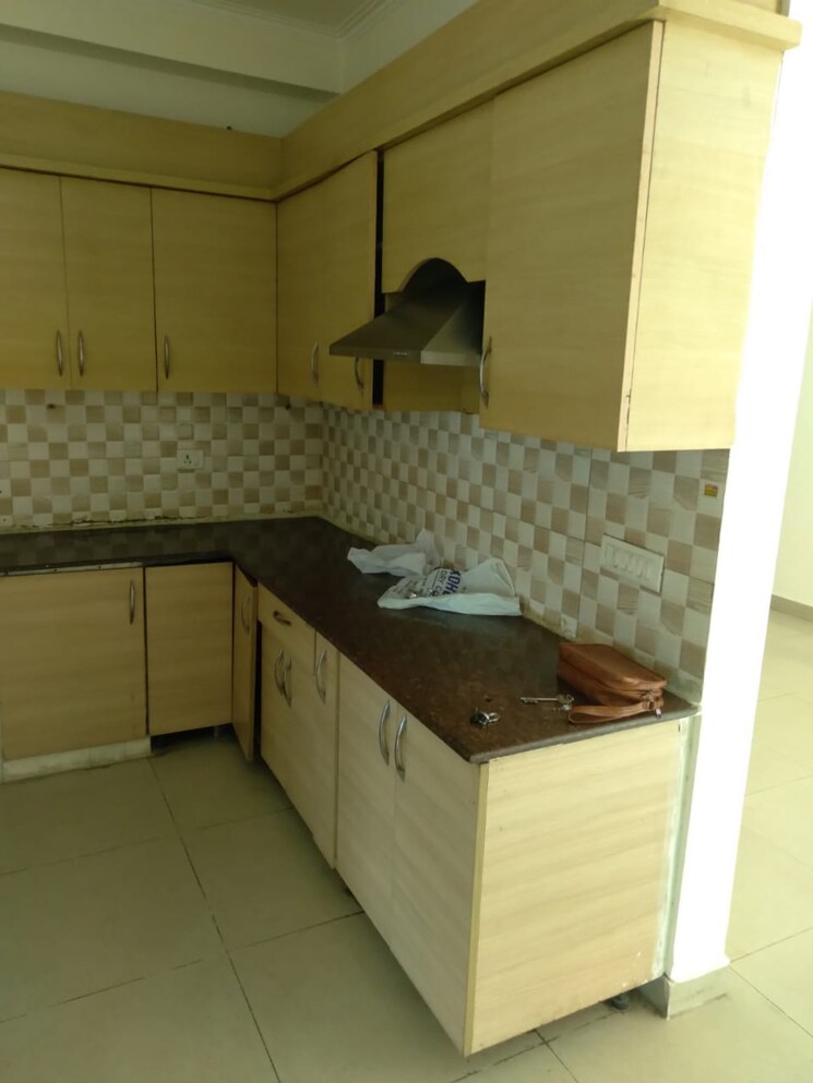 Kitchen, gaur-city-2-16th-avenue 3 Bedroom 1385 Sq.Ft. Apartment In Sector 16c Greater Noida Greater Noida 7657672