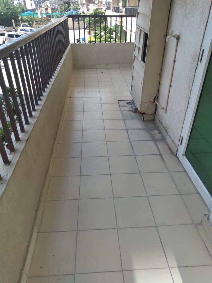 Balcony, gaur-city-2-16th-avenue 3 Bedroom 1385 Sq.Ft. Apartment In Sector 16c Greater Noida Greater Noida 7657672