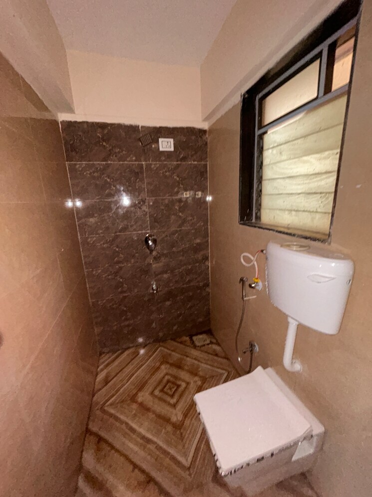 Bathroom, aaryadeep-shri-sai-vishram-chsl 1 Bedroom 431 Sq.Ft. Apartment In Dahisar West Mumbai 7657927