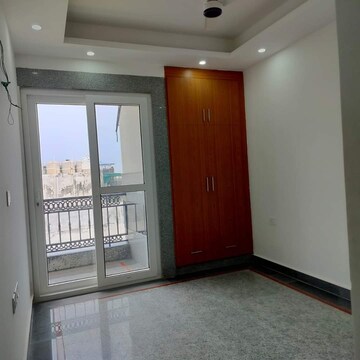 Room in 3 BHK Builder Floor at Chattarpur – for Sale