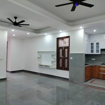 Room in 3 BHK Builder Floor at Chattarpur – for Sale
