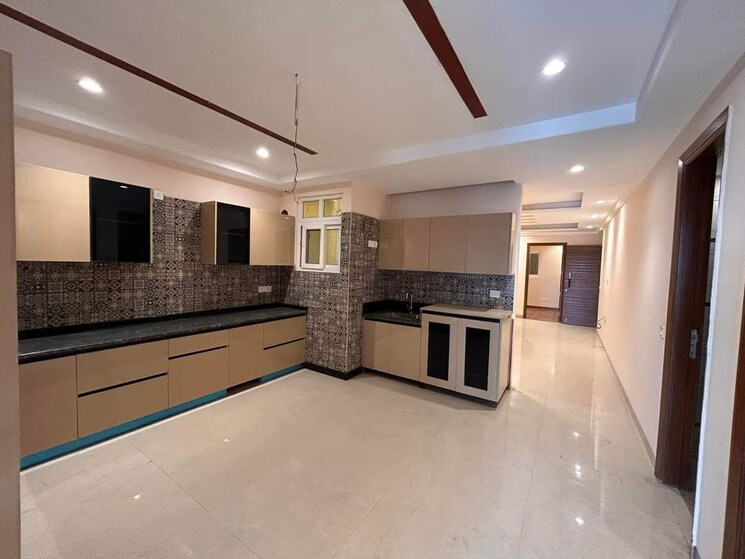  Parking, chattarpur 3 Bedroom 1600 Sq.Ft. Builder Floor In Chattarpur Delhi 7658038