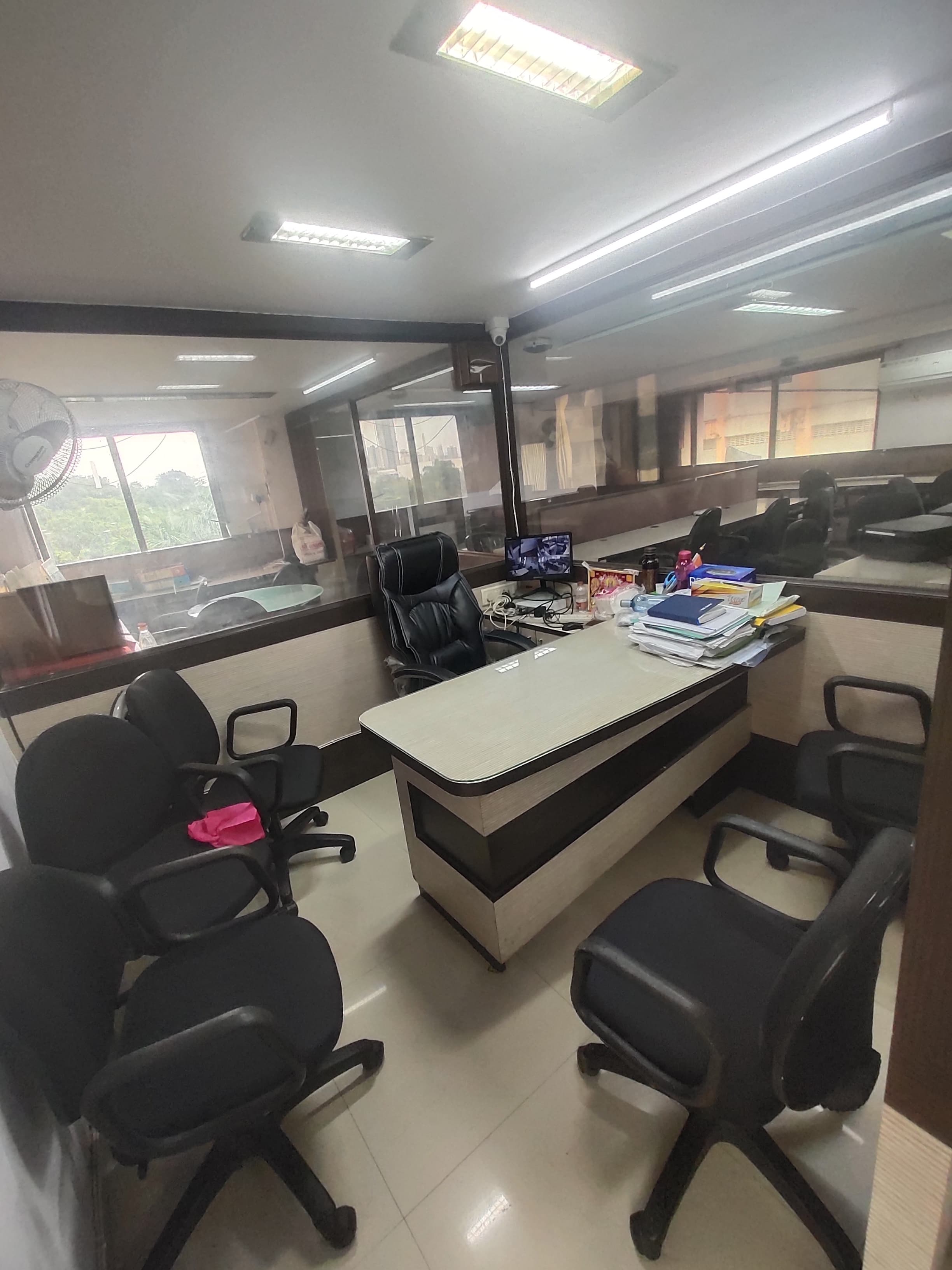 Rental Commercial Coworking Space 1200 Sq.Ft. in Sheetal Enclave Malad