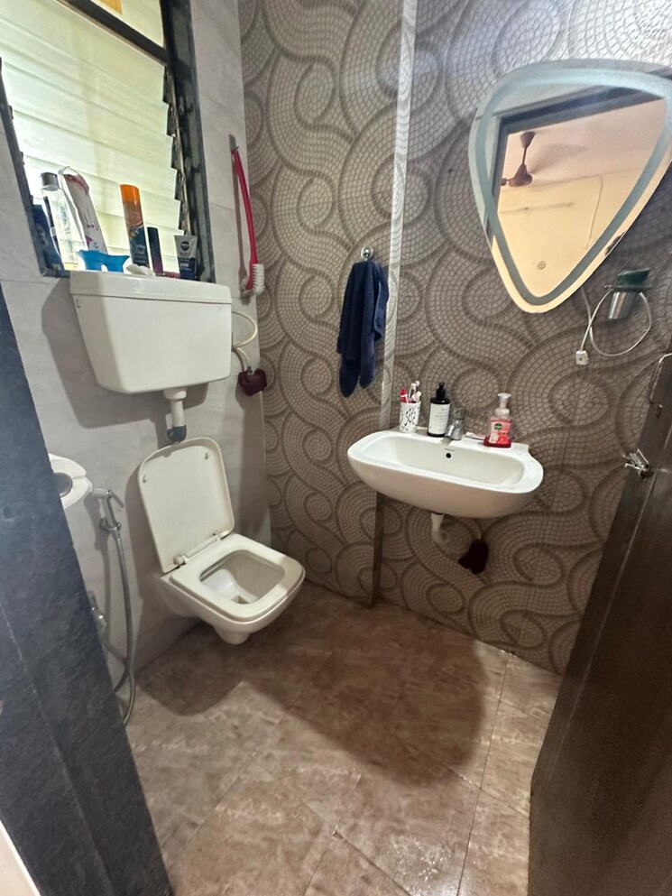 Attached Bathroom, saha-royale 2 Bedroom 1250 Sq.Ft. Apartment In Kharghar Sector 4 Navi Mumbai 7658849