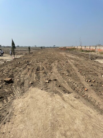 Plot Area in  Plot at Yamuna Expressway – for Sale