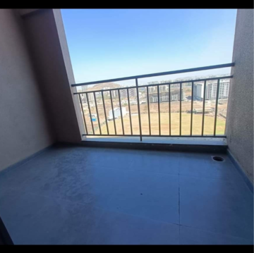 Room in 3 BHK Apartment at Mantra Montana Phase 1, Madhav Nagar – for Sale