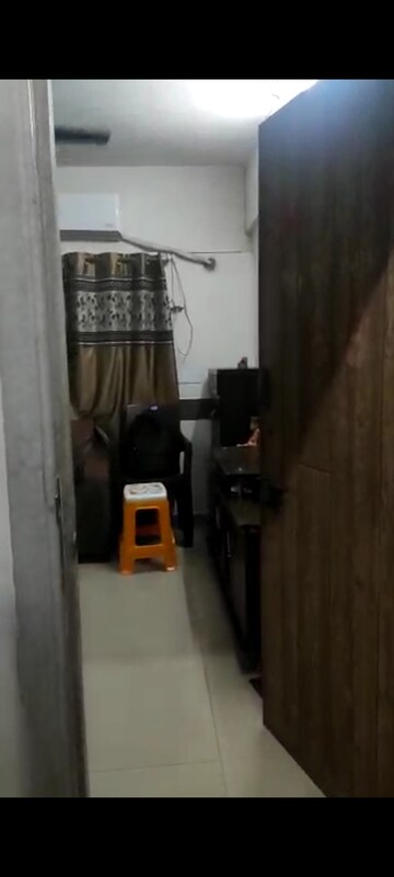 Furnished Amenities in 1 BHK Apartment at Dadar West – for Sale