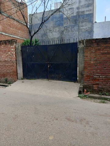  Plot For Sale in Gomti Nagar
