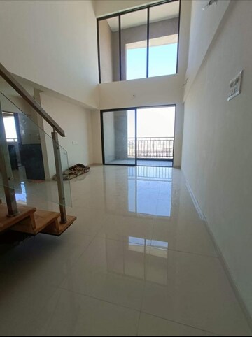 Building Lobby in 3 BHK Apartment at Mantra Montana Phase 1, Dhanori – for Sale