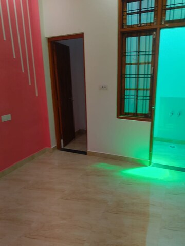 Room in 2 BHK Independent House at Deva Road – for Sale
