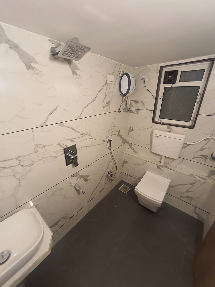 Bathroom, shree-sai-shweta-heights 2 Bedroom 713 Sq.Ft. Apartment In Mira Road East Thane 7659786