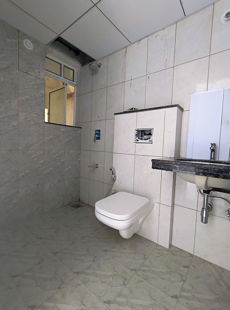 Bathroom, godrej-boulevard 1 Bedroom 450 Sq.Ft. Apartment In Manjari Pune 7659897