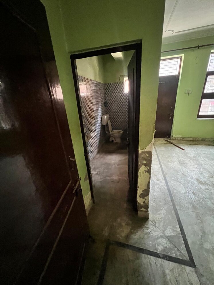 undefined, pradhan-puram 2 Bedroom 100 Sq.Yd. Independent House In Akash Nagar Ghaziabad 7660307