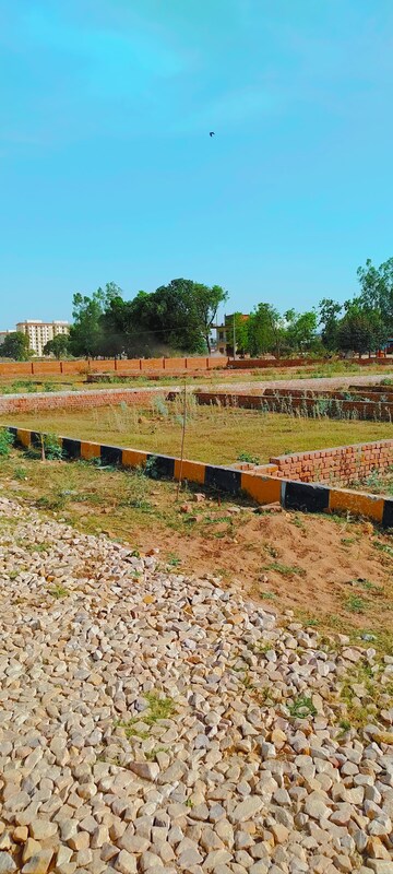  Plot For Sale in Kisan Path
