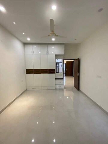Room in 3 BHK Builder Floor at Peer Mucchalla – for Sale