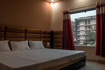 Bedroom in 4 BHK Apartment at Bestech Park View Spa Next, Sector 67 – for Sale