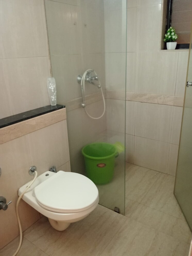 Bathroom, mystique-rose-apartment 2 Bedroom 1400 Sq.Ft. Apartment In Santacruz West Mumbai 7661016