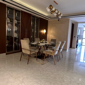 Gym in 4 BHK Builder Floor at Ansal API Esencia, Sector 67 – for Sale