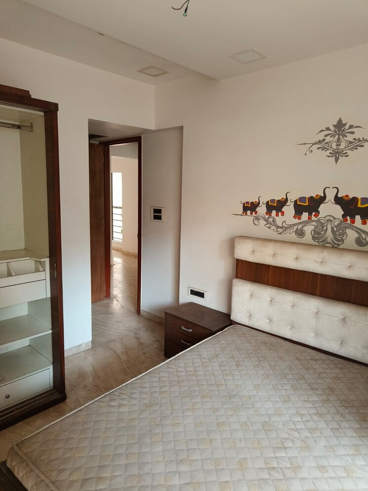 Room, jrle-the-amazing 3 Bedroom 1100 Sq.Ft. Apartment In Khar West Mumbai 7661120