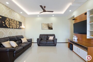 Living Room in 2 BHK Apartment at Raheja Complex, Malad East – for Sale