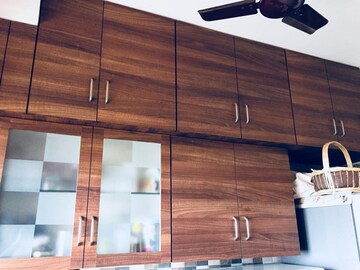 Furnished Amenities in 2 BHK Apartment at Mittal Tower, Louis Wadi – for Sale