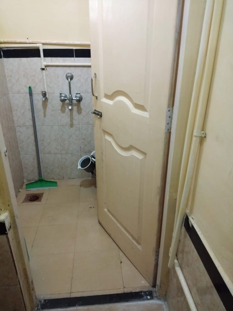 Bathroom, mhada-bharat-mill 1 Bedroom 225 Sq.Ft. Apartment In Lower Parel Mumbai 7661280