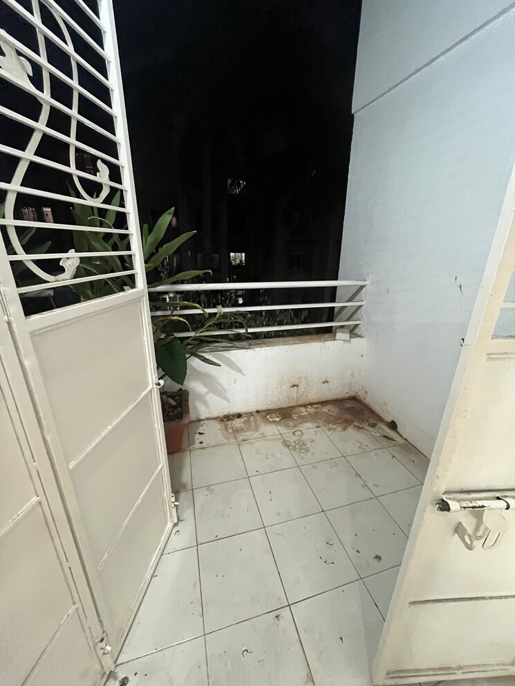 Balcony, kumbare-township 2 Bedroom 1000 Sq.Ft. Apartment In Kothrud Pune 7661517