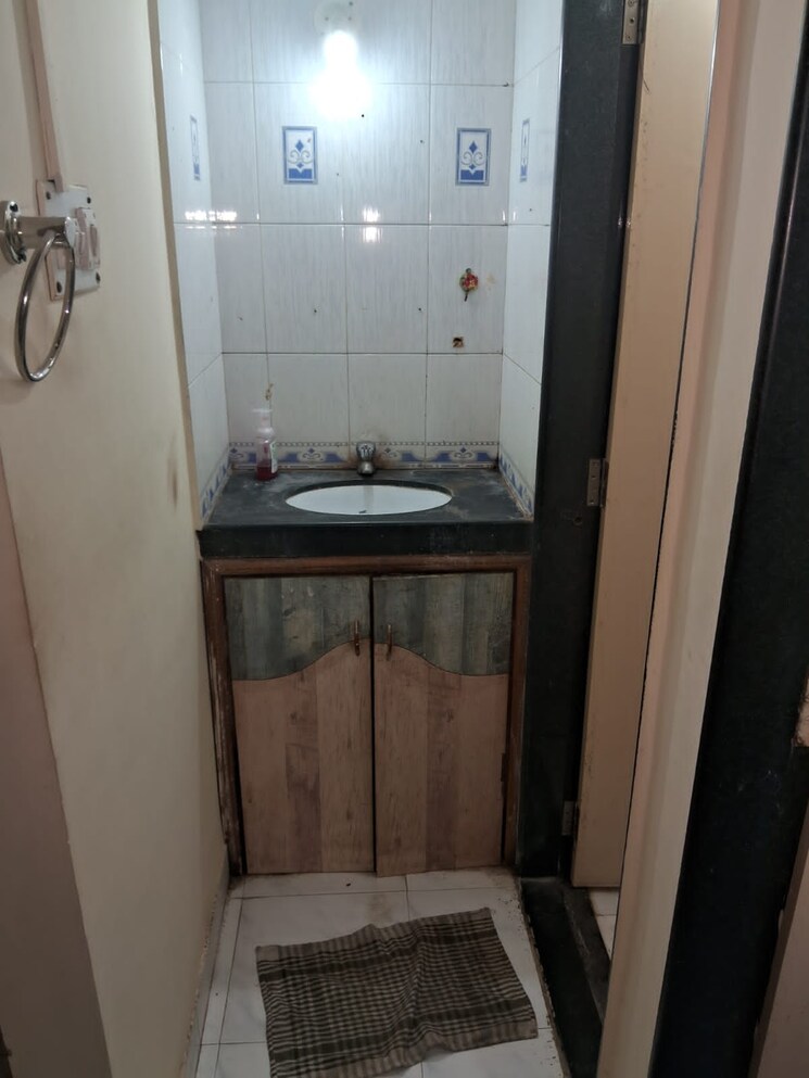 Bathroom, alankapuri-chs 1 Bedroom 590 Sq.Ft. Apartment In Kothrud Pune 7661529