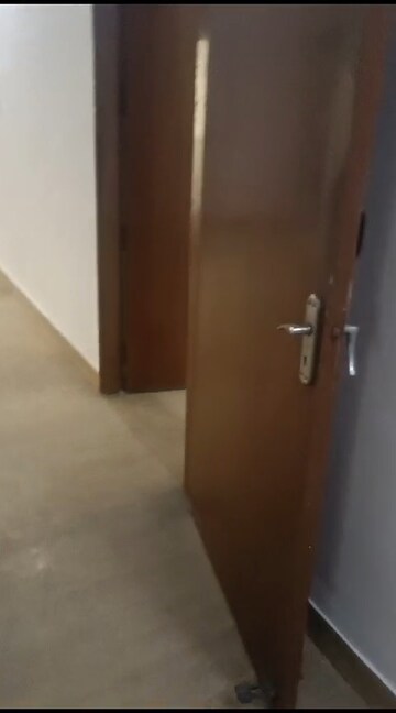 Room in 3 BHK Builder Floor at Vasant Kunj – for Sale