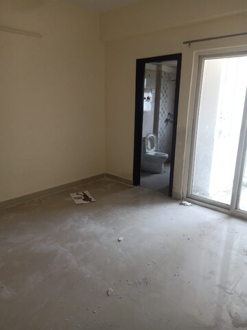 Room in 3 BHK Apartment at Futec Gateway, Sector 75 – for Sale