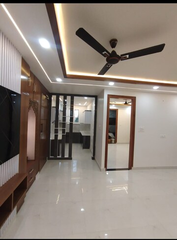 Room in 3 BHK Builder Floor at Gms Road – for Sale