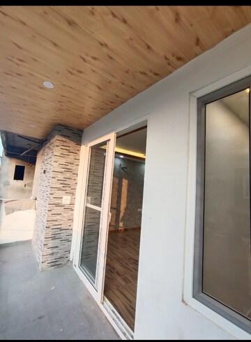 Building Lobby in 3 BHK Builder Floor at Gms Road – for Sale