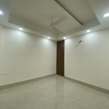 Room in 3 BHK Builder Floor at Chattarpur – for Sale