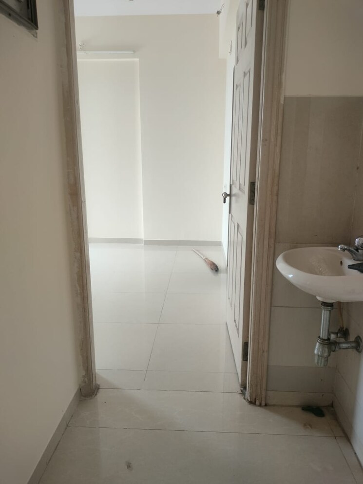 Bathroom, vijay-galaxy 1 Bedroom 425 Sq.Ft. Apartment In Waghbil Thane 7661912
