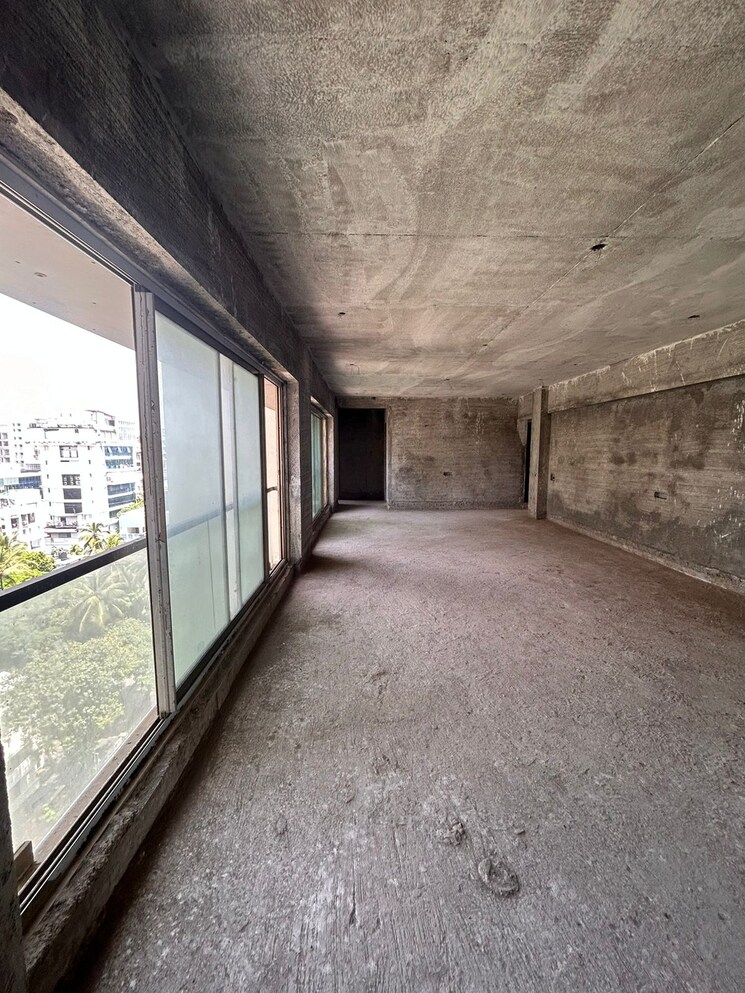 Balcony, krimson-aurum 5 Bedroom 3500 Sq.Ft. Apartment In Santacruz West Mumbai 7662252