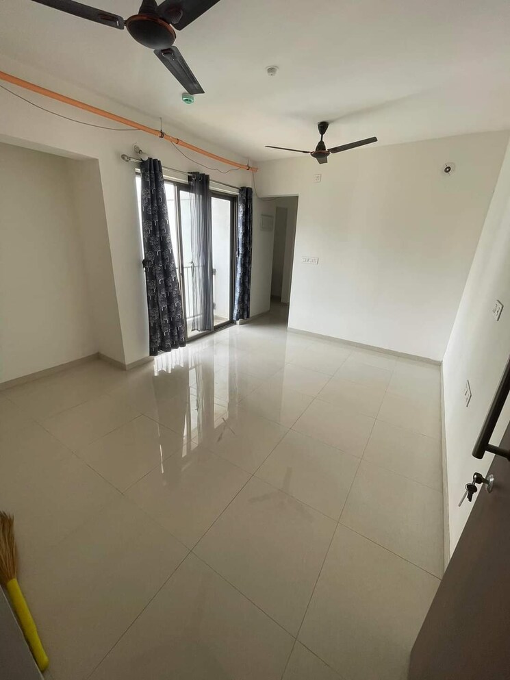 Living Room, om-tanishq-residency 2 Bedroom 862 Sq.Ft. Apartment In Kalyan West Thane 7662303