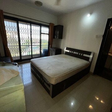 रेसिडेंशियल फ्लैट वर्ग फुट फॉर रेंट इन प्रथा पुष्प सोसायटी थाने  7662426