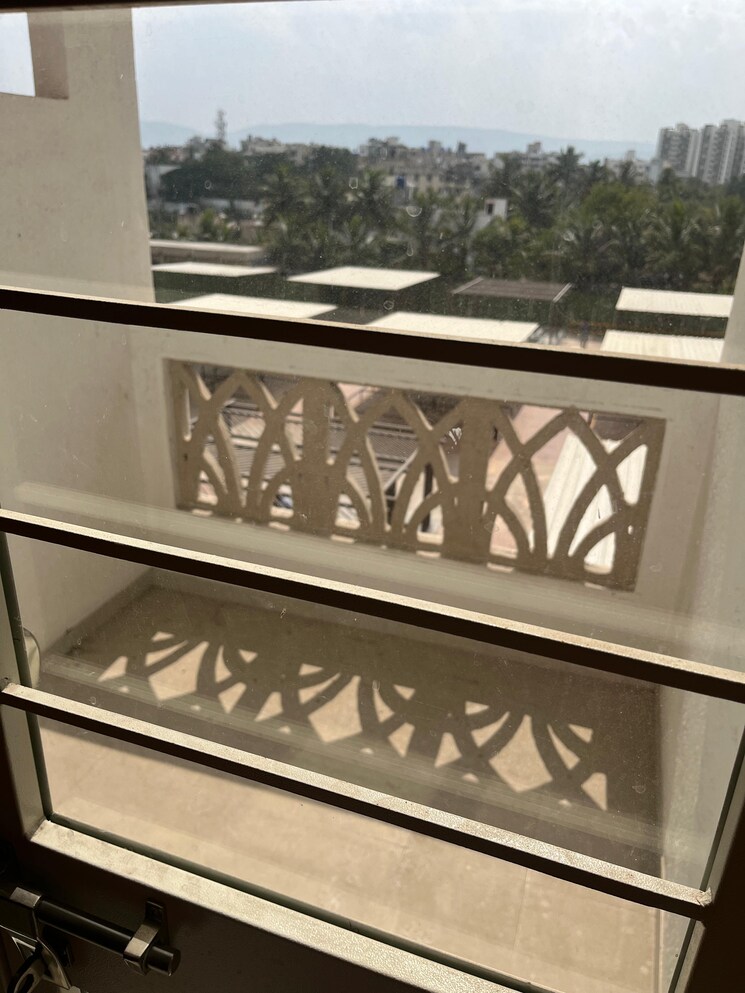 Balcony, eagle-the-mpire 1 Bedroom 650 Sq.Ft. Apartment In Phursungi Pune 7662599